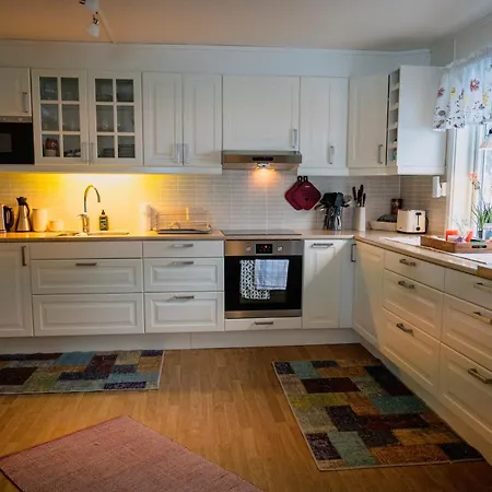 Fredfullt Hus Ved Oksfjordvannet Vakantiehuis Storslett