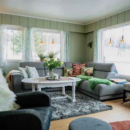 Semesterbostad Fredfullt Hus Ved Oksfjordvannet