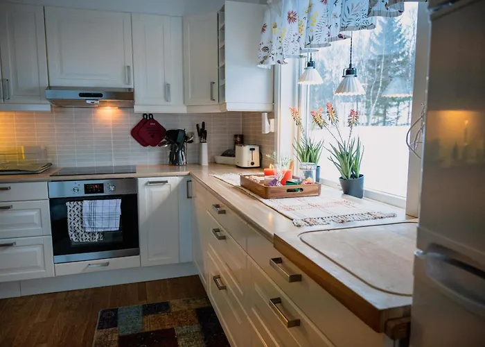 Prázdninový dům Fredfullt Hus Ved Oksfjordvannet Storslett