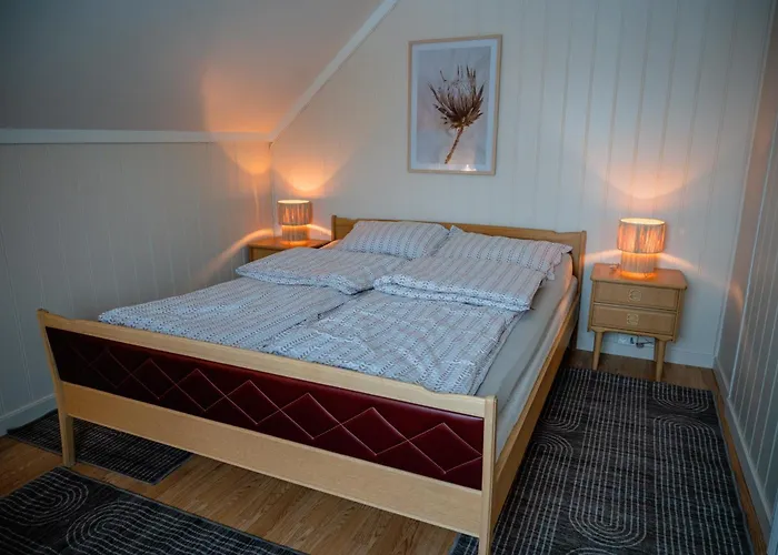 Fredfullt Hus Ved Oksfjordvannet Prázdninový dům Storslett