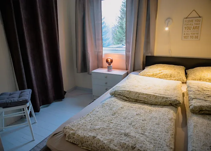 Fredfullt Hus Ved Oksfjordvannet Дом отдыха